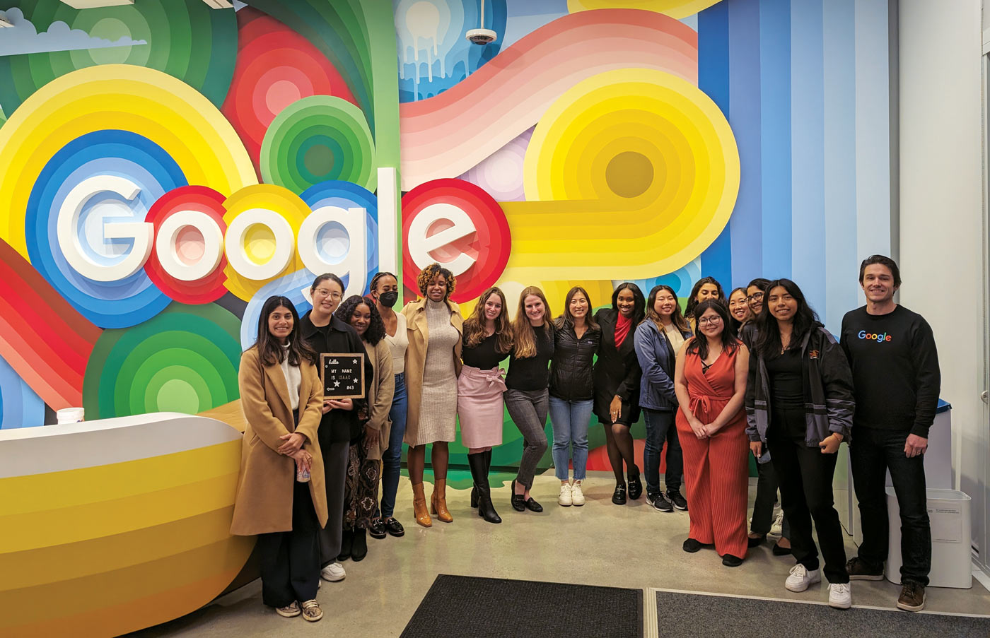 group photo of students and staff visiting Google's headquaters